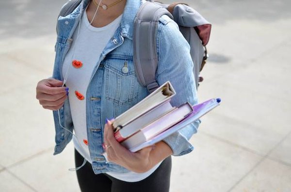 Les grandes découvertes scientifiques qui ont changé le monde : un programme scolaire inspirant